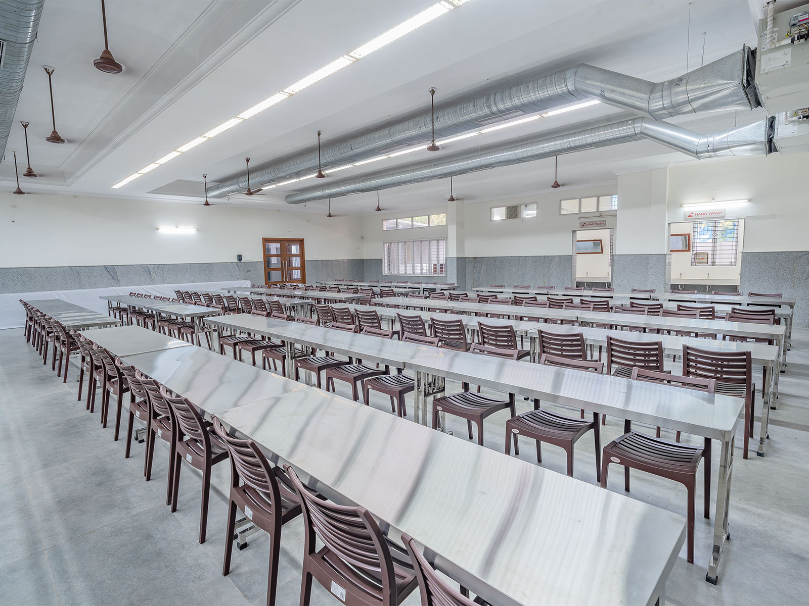 Dining Hall – Spacious dining layout